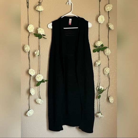 No Boundaries Sweaters - No Boundaries Long Sleeveless Cardigan